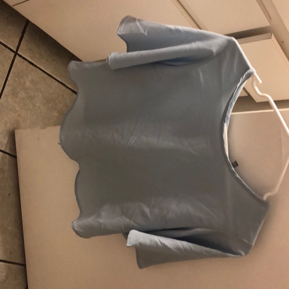 Blue top - Picture 4 of 4